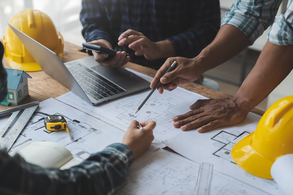 image of construction co-workers